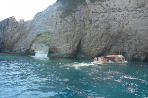 Hajókirándulás Zakynthos Keri barlangoknál